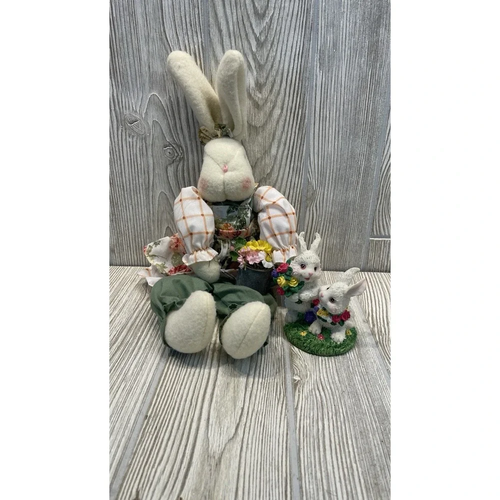 VTG Easter Bunny Shelf Sitter Rabbit Ceramic Head Hands + Ceramic Bunnies Figure
